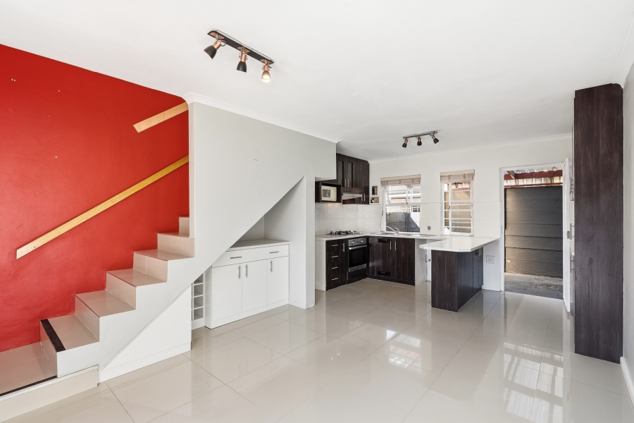 2 Bedroom Property for Sale in Thornton Western Cape